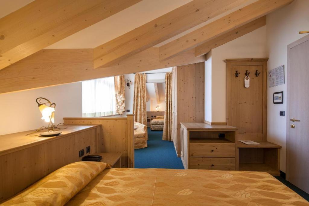 Family Hotel Andes - Only For Family Vigo di Fassa Luaran gambar